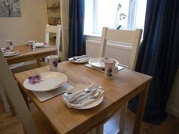 Tudor Lodge Ammanford Eksteriør bilde